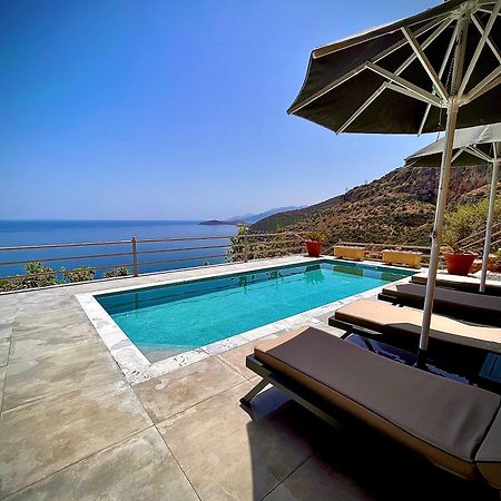 Blue Horizon Suites Parálion Ástros 외부 사진