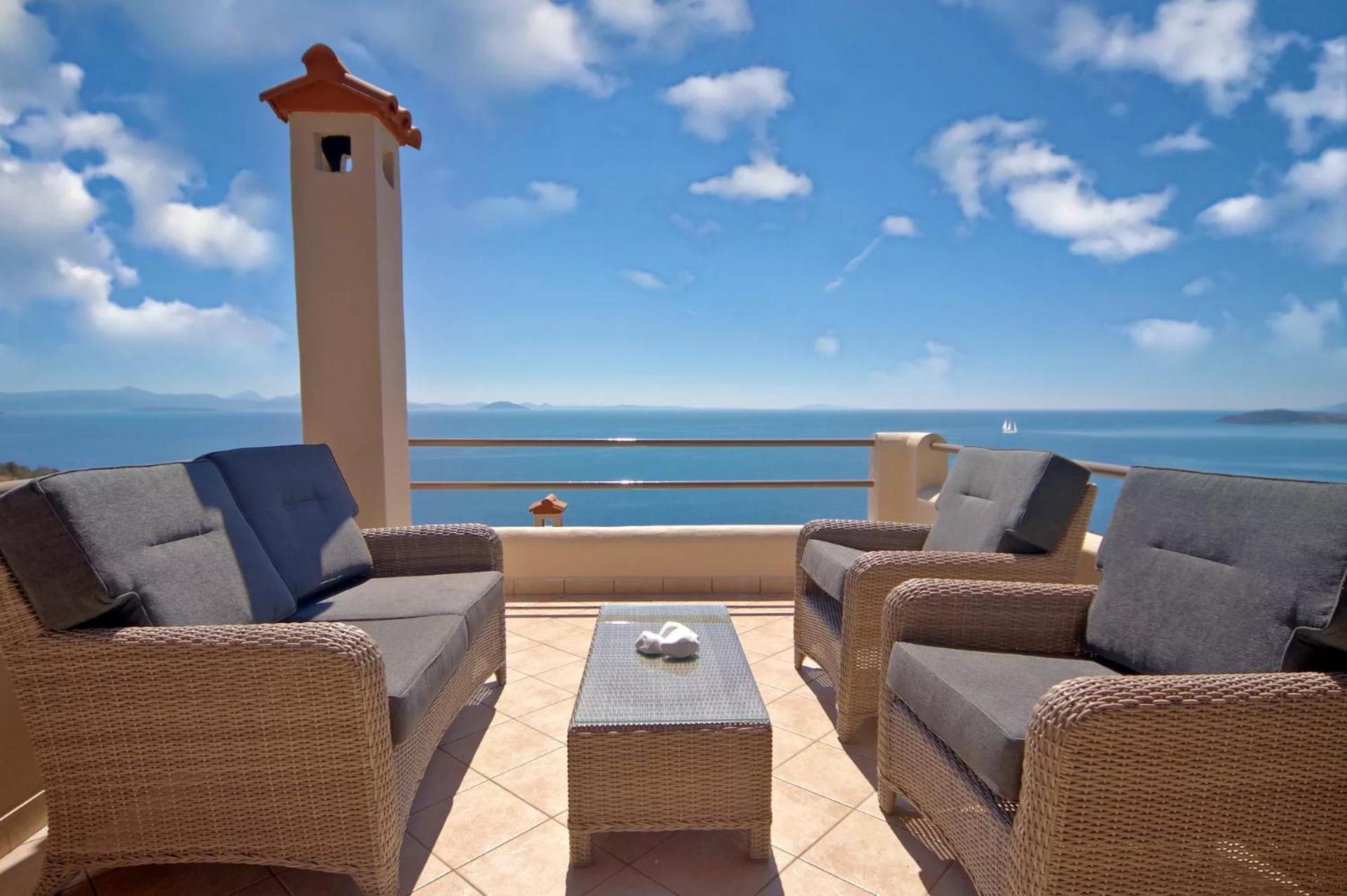 Blue Horizon Suites Parálion Ástros 외부 사진
