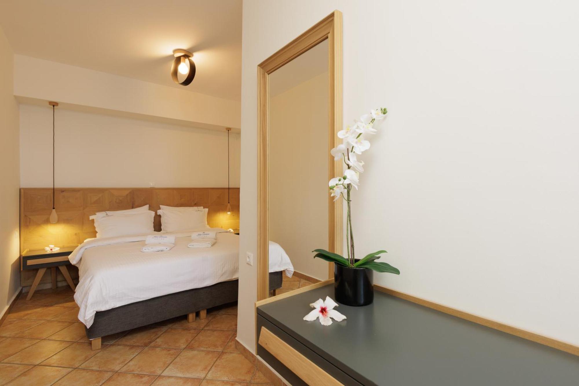 Blue Horizon Suites Parálion Ástros 외부 사진