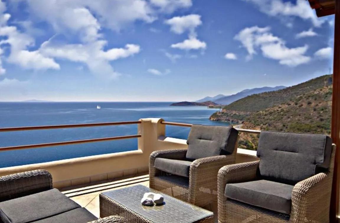 Blue Horizon Suites Parálion Ástros 외부 사진